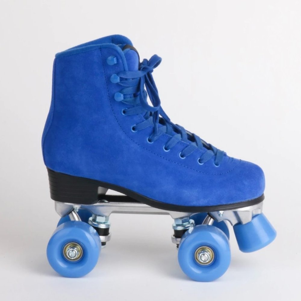 Roller skates in blue, size 39, new with box